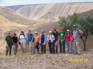 Northern Jordan Projectsurvey - Wadi Shellelah Missouri State University. Dr. Walker on far left.